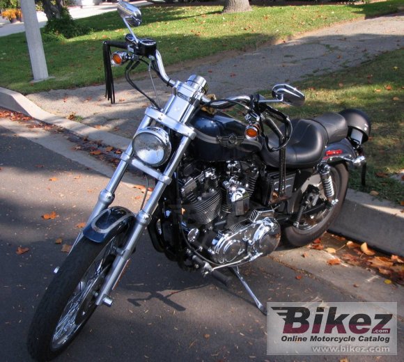 2003 Harley-Davidson XL 1200C Sportster 1200 Custom photo
